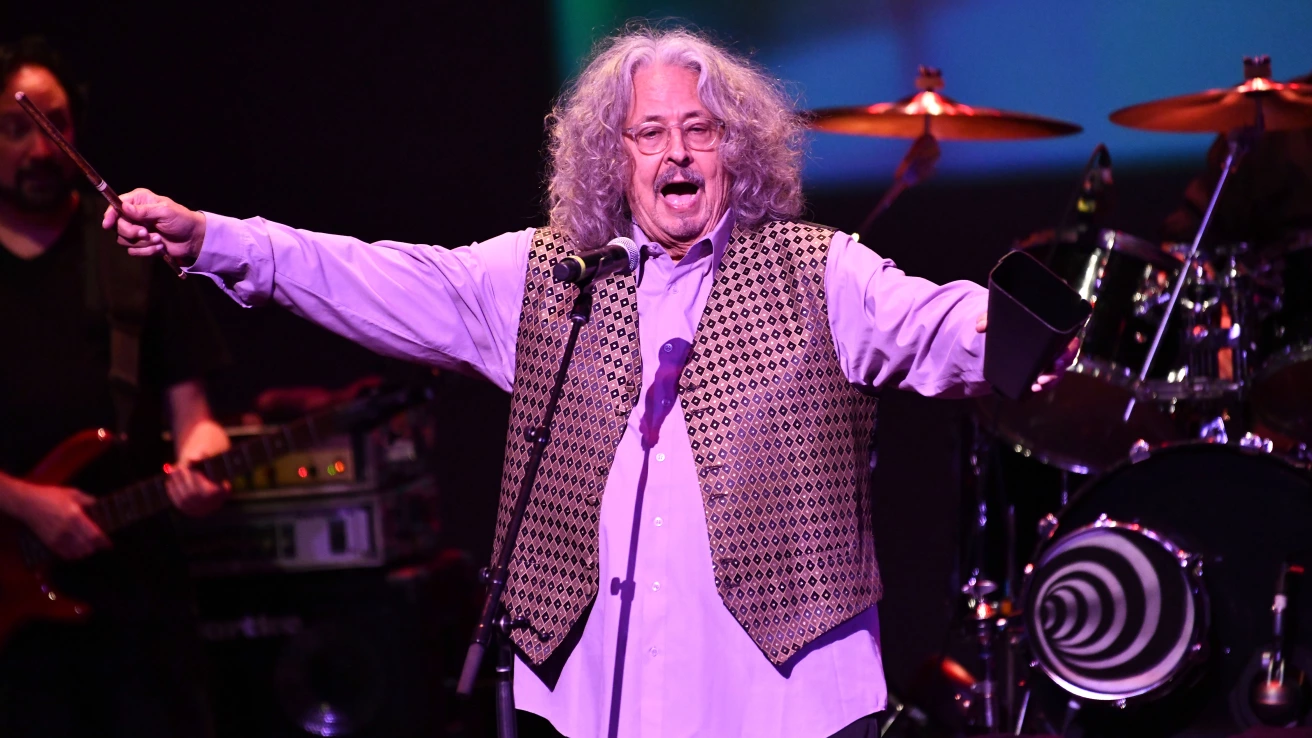 Mark Volman ‘Happy Forever’ with his music career and then some