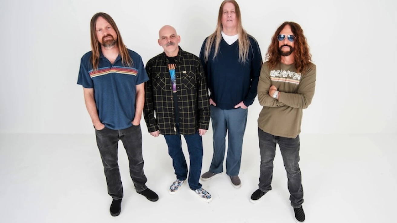 Fu Manchu are back with new double studio album — and exclusive