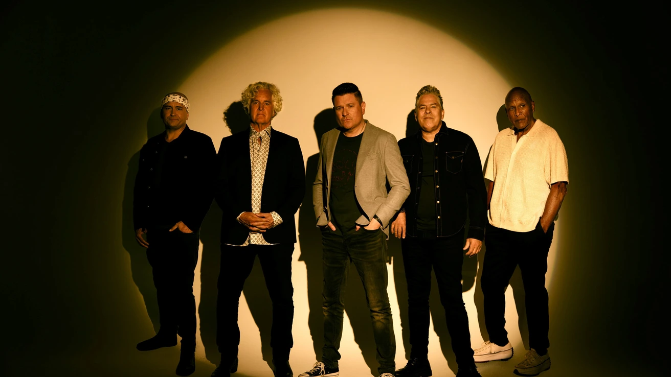 Rascal Flatts' Jay DeMarcus and Chicago's Jason Scheff on