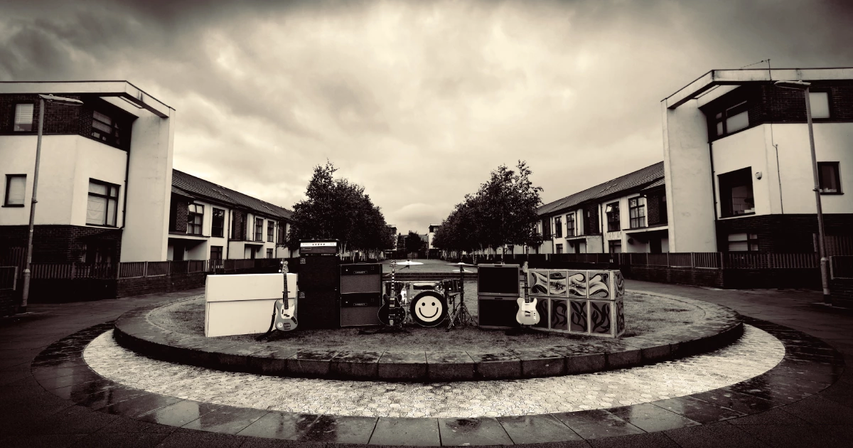 noel-gallagher-council-skies-