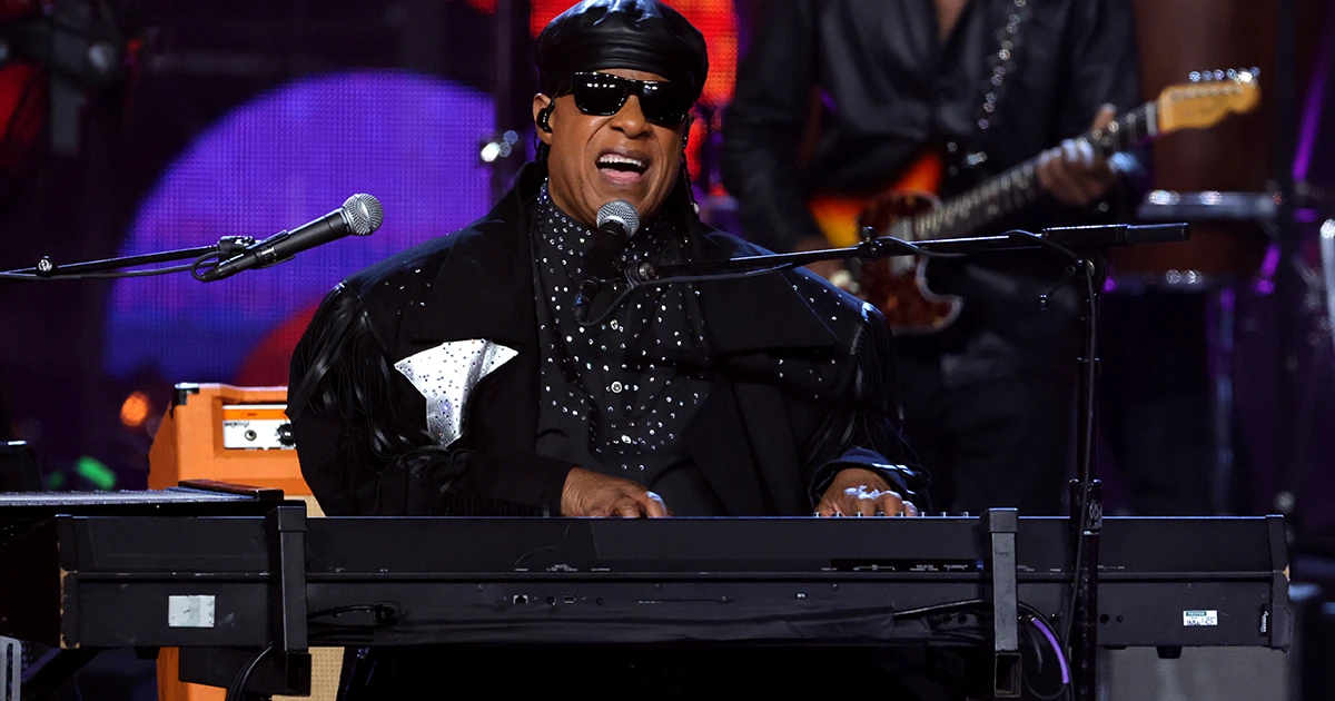 Stevie Wonder announces ‘Songs in the Key of Life’ 50th anniversary tour - Goldmine Magazine: Record Collector & Music Memorabilia