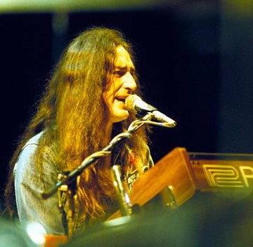 Fabulous Flip Sides In Memoriam – Uriah Heep's Keyboardist Ken Hensley