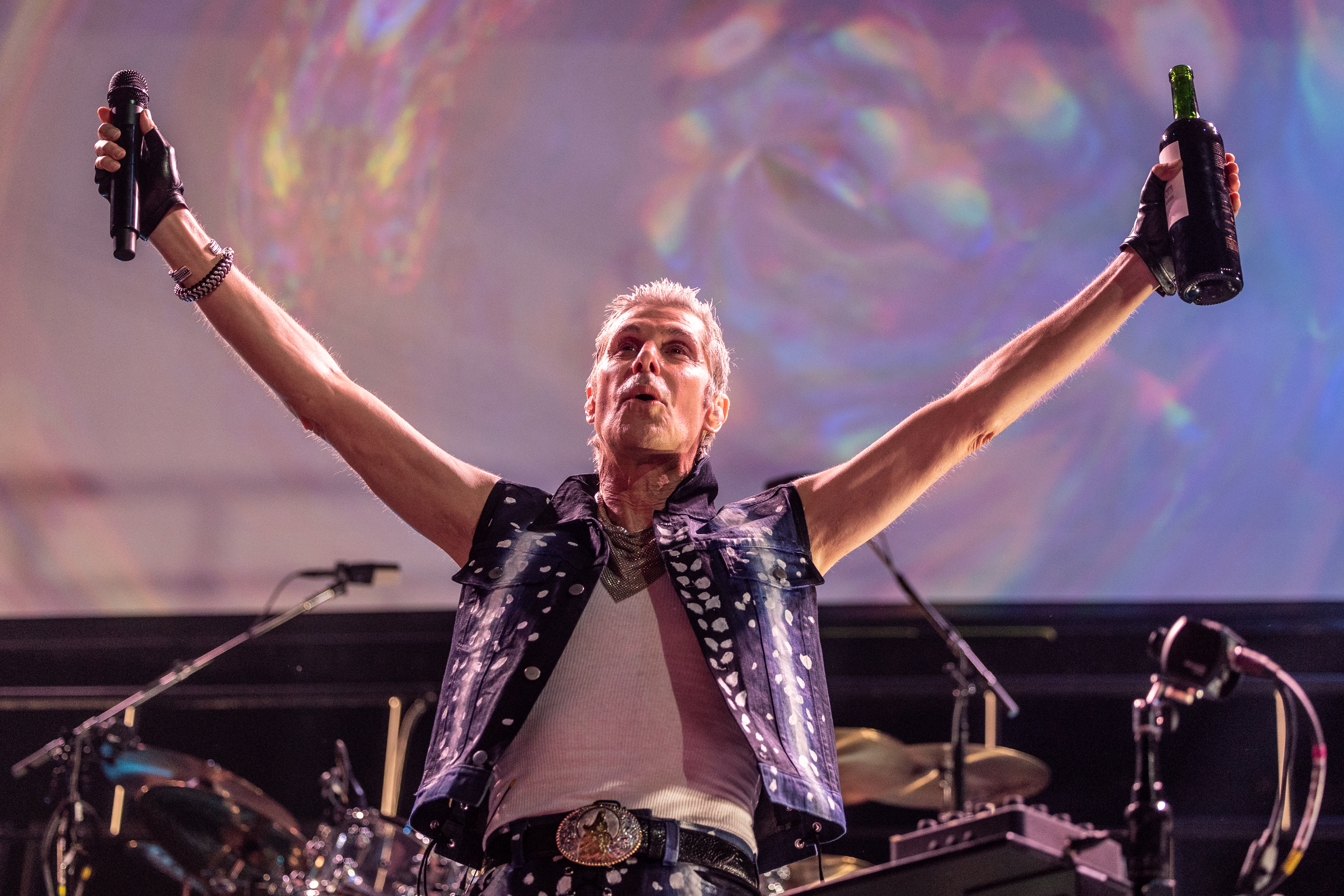 Smashing Pumpkins and Jane's Addiction team up for perfect