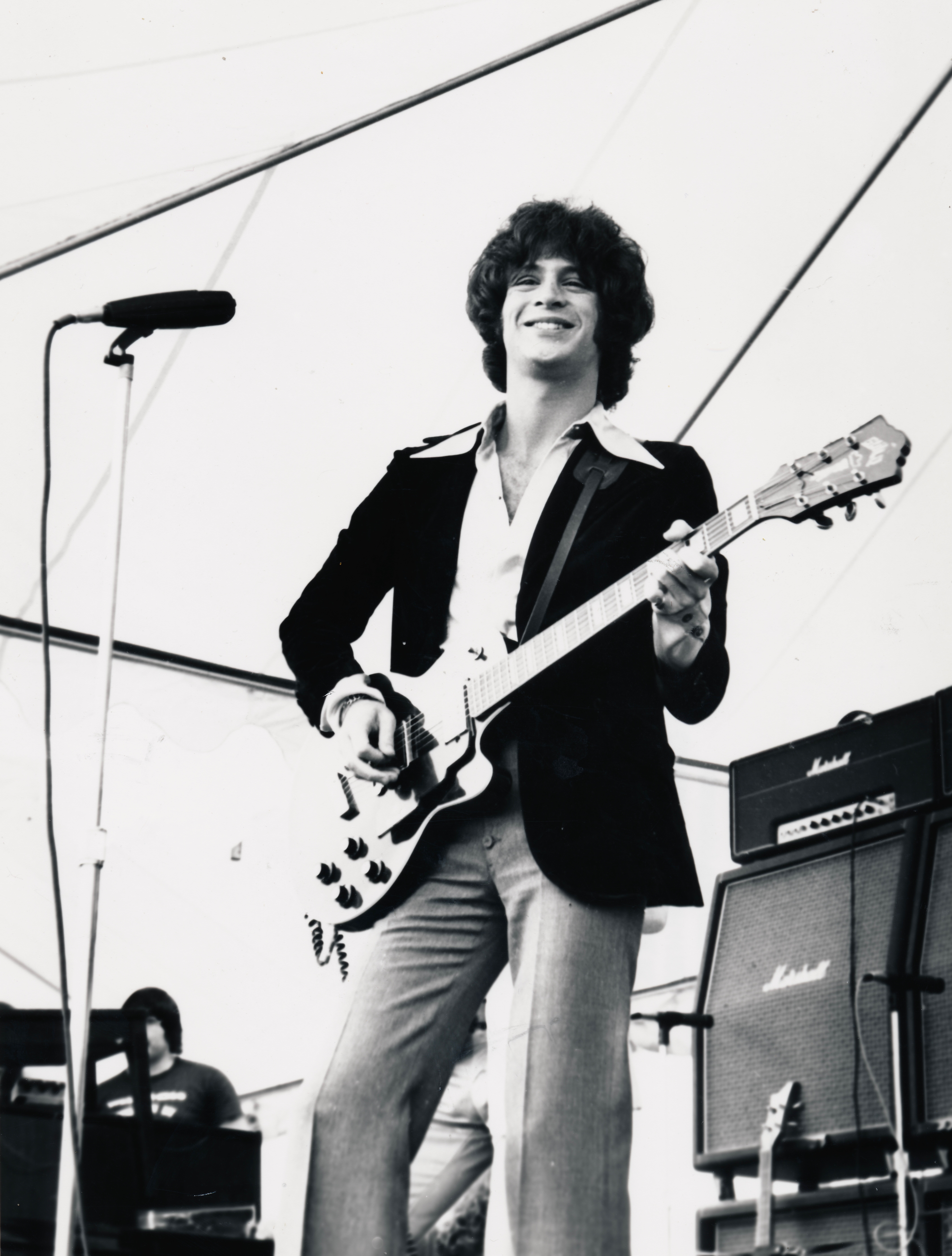 Remembering Eric Carmen with Raspberries and solo hits, flip sides, more