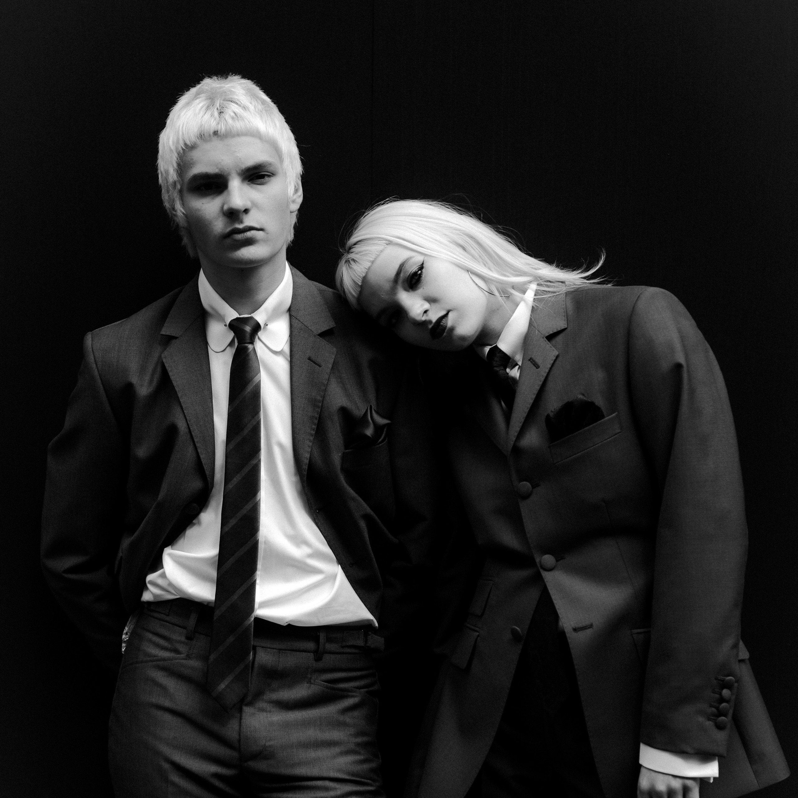 The Molotovs release terrific third single - Goldmine Magazine